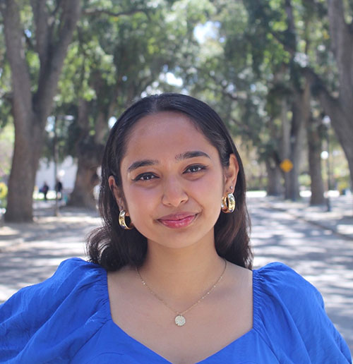 Portrait of UC Davis student Nishi Bhagat