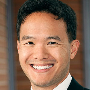 Aaron Tang headshot, UC Davis faculty